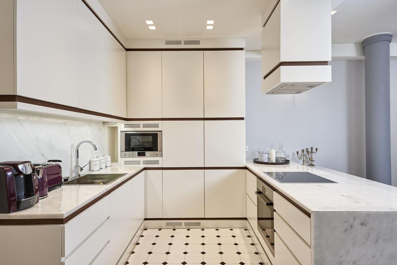 Kolonaki Square Elegant Apartment เอเธนส์ ภายนอก รูปภาพ